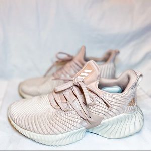 rare Adidas Boosts 6.5 ribbed pink